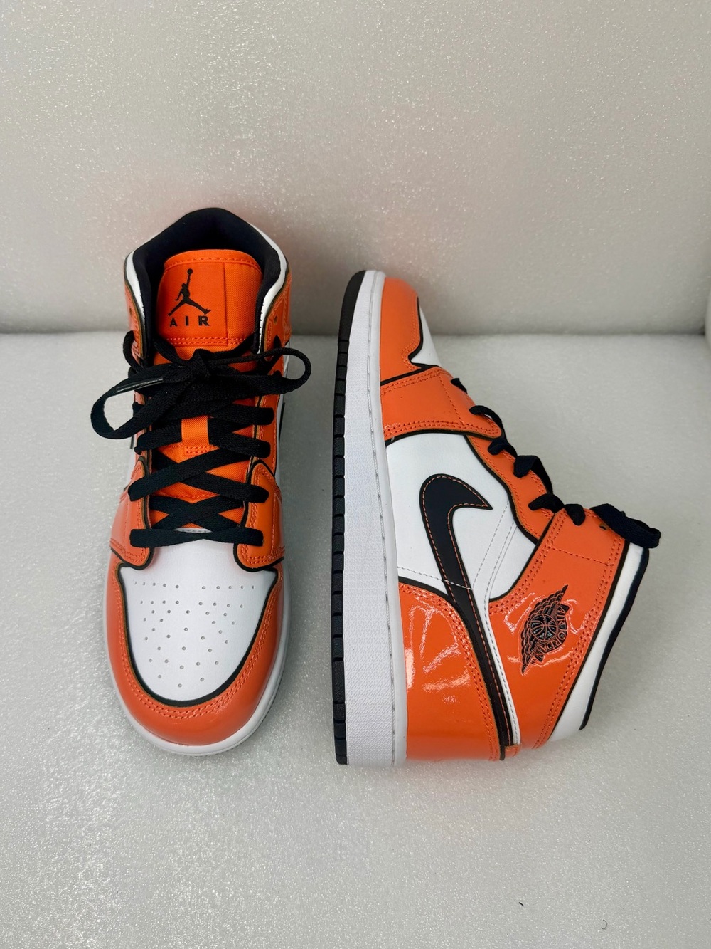 Nike Air Jordan 1 Mid SE Turf Orange Patent Leather Sneakers| 6.5Y/8W |Halloween